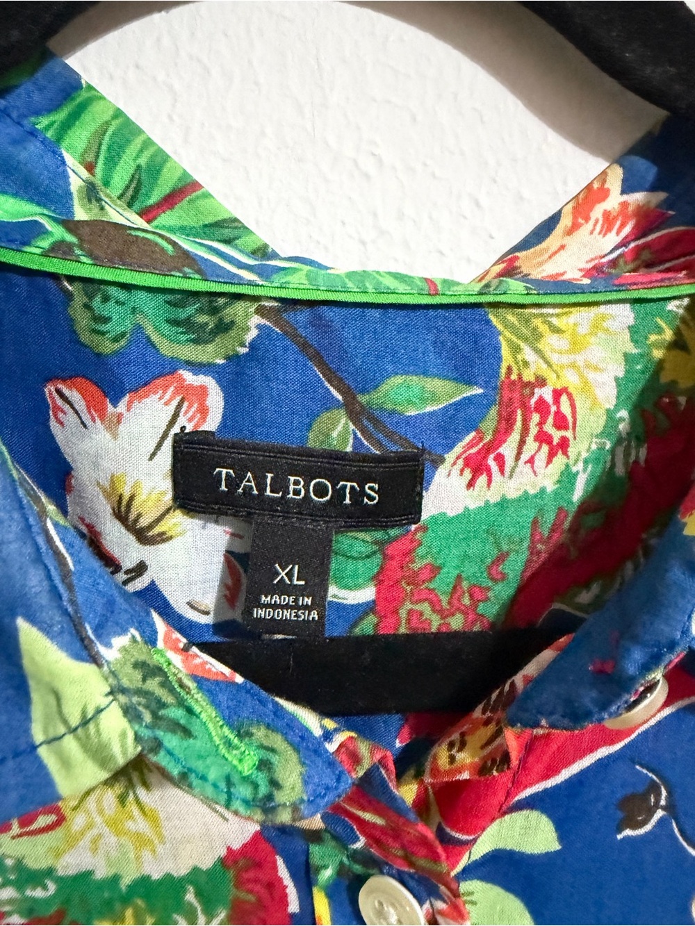 Talbots Woman Blue Tropical Floral Cotton Button Front Shirt
Botanical Blouse XL - Picture 7 of 11